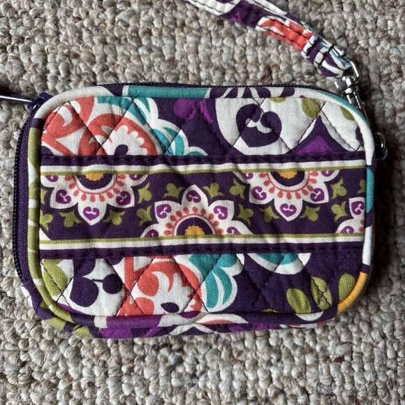 Small Vera Bradley Wallet Wristlet - Picture 3 of 5